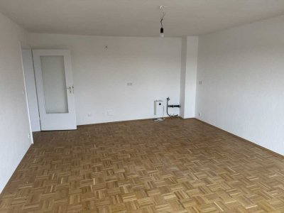 Freundliche 2,5-Zimmer-Dachgeschoss-Wohnung in Gelsenkirchen