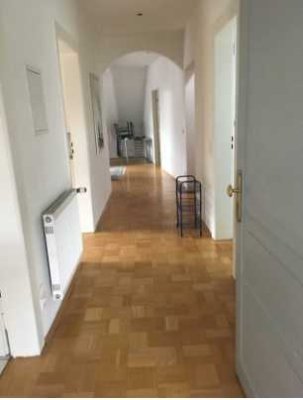 Möblierte DG 5 Zimmer Maisonettewohnung in FFM Rödelheim + 45,80qm Hobbyfläche