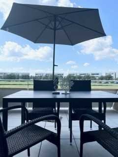 "STRANDVERGNÜGEN" mit Terrasse am Südstrand!