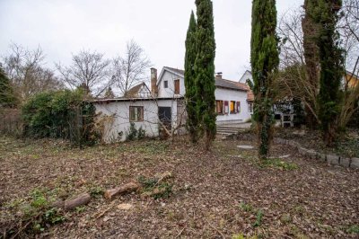 Für Naturliebhaber: Kleines Haus mit großem Grundstück in Wörth-Maximiliansau