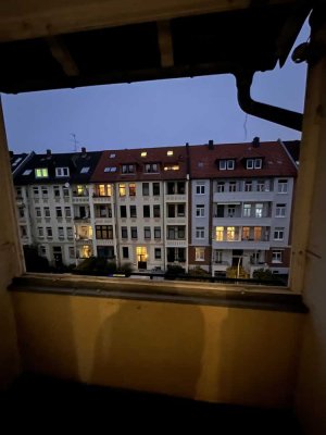 Charmante 2-Zimmer Wohnung mit Balkon und Einbauküche