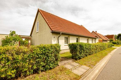 Gemütliches Einfamilienhäuschen mit gepflegtem Garten in beliebter Ribnitzer Wohnlage zu verkaufen!