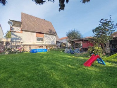 Einfamilienhaus mit Renovierungsbedarf und idyllischem Garten in Billigheim-Ingenheim