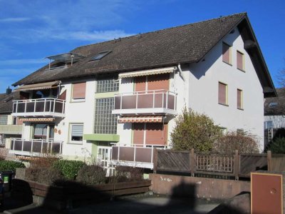 Geschmackvolle 3-Raum-DG-Wohnung mit Sonnenloggia in Wiesbaden