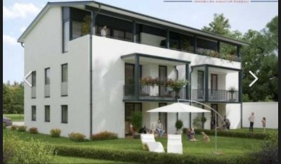 Neuwertige Wohnung mit drei Zimmern sowie Terrasse und EBK in Tiefenbach