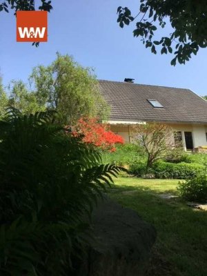 Wunderschönes Einfamilienhaus in ruhiger Lage mit großem Traumgrundstück