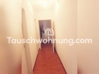 Tauschwohnung: Wohnungstausch: 2,5-Zimmer-Wohnung gegen 4-Zimmer-Wohnung