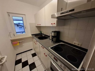 Möblierte  2-Zi.DG-Whg. mit Wintergarten für 1-2 Pers., Pauschalmiete 700 € incl. Strom und Stellpl.