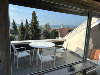 Öhningen: Gemütliche 2-Zimmer DG-Wohnung mit Dachterrasse und Fernblick / Außenstellplatz