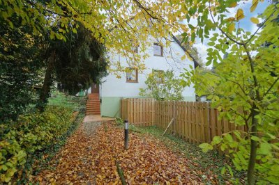 Einzigartig! Mehrfamilienhaus mit Waldgrundstück in unmittelbarer Citylage!