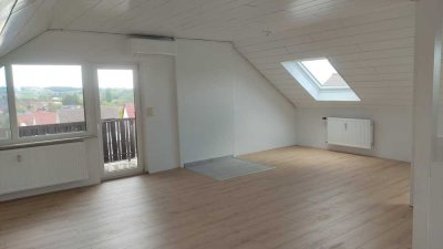 Klimatisierte 3-Zimmer-Dachgeschosswohnung mit wunderschöner Aussicht