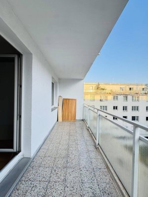 Neubau lichtdurchflutete 3-Zimmer mit 9 m2 Loggia und GARAGE zum kaufen!