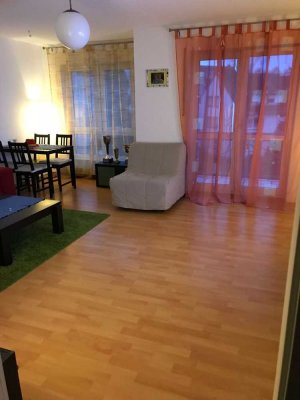 Gemütliche, gut geschnittene Wohnung in Brühl mit Wannenbad und Balkon - von privat - vollmöbliert!!