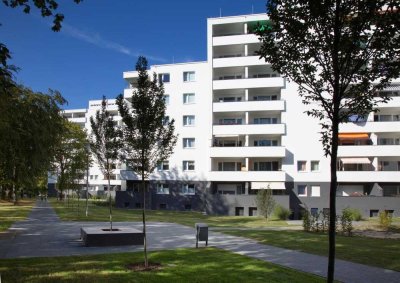 3 ZKB mit Balkon im "weißen Schlösschen"!