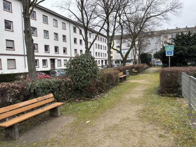 Schwetzinger Vorstadt, 3-ZKB mit Balkon, Speicher und Keller