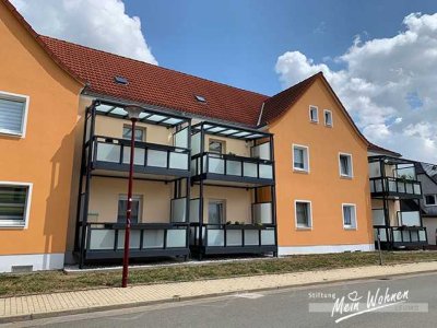 Schöne 3 Raum Wohnung mit Balkon zu vermieten!