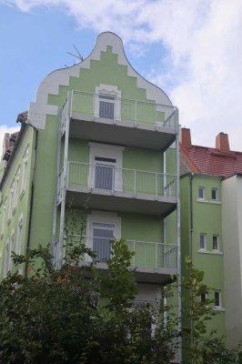 Traumhafte 4-Zimmer-DG-Wohnung mit Südbalkon in Hohenstein-Ernstthal