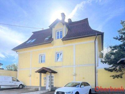 MODERNE HELLE WOHNUNG IN REVITALISIERTER VILLA ZUM LEISTBAREN PREIS!!