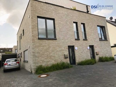 Wahnheide:  Moderne 2,5 Zimmer Maisonettewohnung in ruhiger Lage mit Balkon!