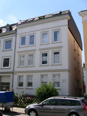 Schicke 2-Zimmer-Wohnung mit Balkon und EBK in Lübeck