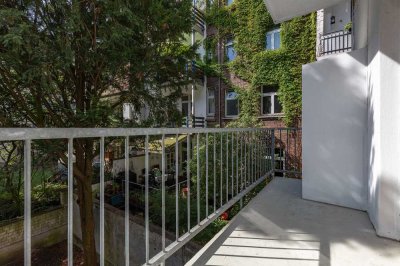 SCHMUCKSTÜCK IN RUHIGER LAGE VON GOLZHEIM - Sanierte 2-Raum Wohnung mit Balkon sofort bezugsfrei!