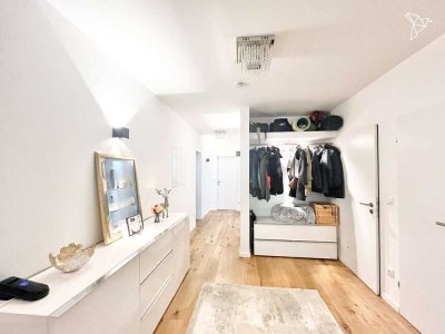 SANIERTER WOHNTRAUM � Stilvolle 4-Zimmer-Wohnung mit sonnigem Balkon & Garage in Kelkheim!