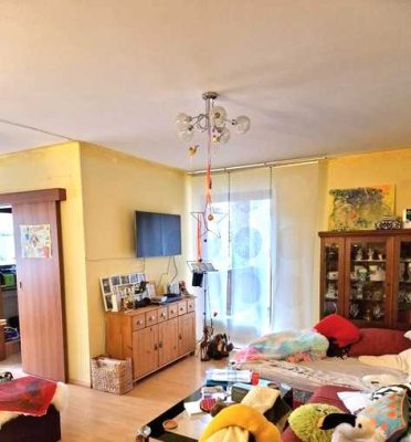 Ingelheim-Mitte!  Ruhige 3,5 Zimmer Wohnung mit 2 Balkonen und PKW-Stellplatz: