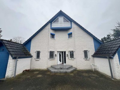 Freistehendes Haus mit wunderschönem Ausblick, Pool und Gartenteich