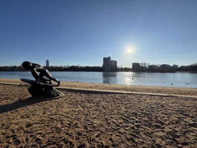 Stadtnah, strandnah: 2 Balkone, Stellplatz und die perfekte Lage – bereit für Ihren Feinschliff!