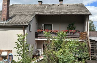 Freundliche 5-Zimmer-Maisonette-Wohnung mit Balkon in Pegnitz