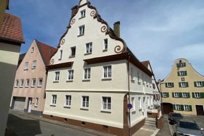 Historisches Mehrfamilienhaus versprüht viel Charme in zentraler Altstadtlage