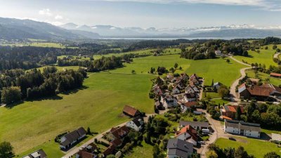 Traumhafte Bergsicht!
Mehrfamilienhaus mit vielseitigen Perspektiven im Bodenseehinterland