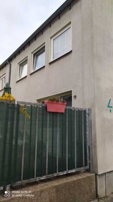 Einfamilienhaus (Reiheneckhaus) in Gelsenkirchen-Scholven mit großem Wohnzimmer