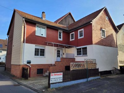 FESTPREIS 95.000,- €!!! Kleines Einfamilienhaus in Ludwigsau-Friedlos