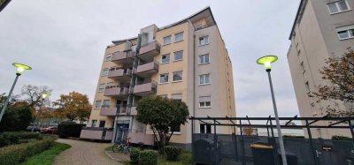 Charmante 1-Zimmer-Wohnung mit neuer Einbauküche in Offenbach