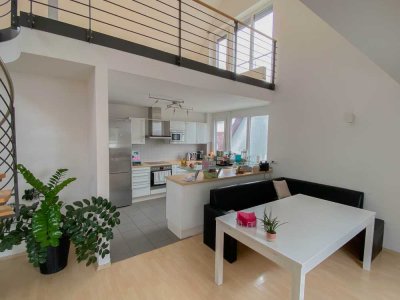 Frisch renoviert Maisonette mit 5+ Zimmer, offener Küche, gr. Balkon u. Keller, Carport in Rübgarten