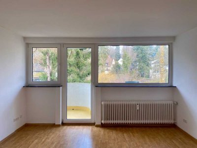 2-Zimmer-Wohnung mit Balkon und Tagelsichtbad