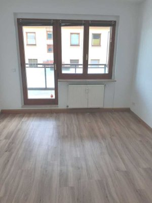 Schöne 1-Raum-Wohnung mit Balkon in Kirchhasel