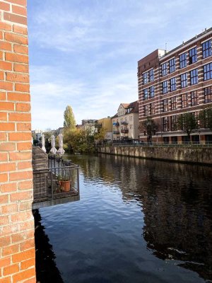 *Loft-Style* 3-Zimmer Wohnung direkt am Wasser