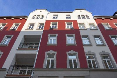 DG-Maisonette-Traum im sanierten Altbau mit Fußbodenheizung, Parkett und Balkon !