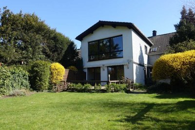 Schönes Wohnhaus mit großen Garten in Wetzlar, Doppelgarage