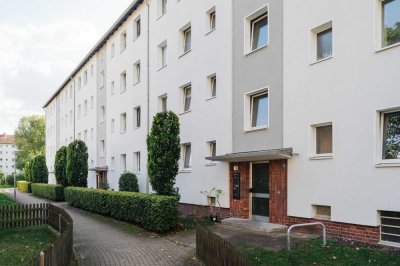 gut geschnittene 3 Zimmer Wohnung mit Balkon