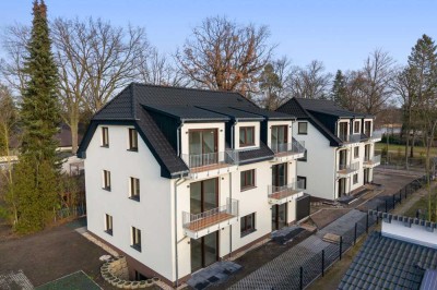 Haus im Haus! Beeindruckend schöne 4-Zimmer-Dachgeschosswohnung mit 2 Balkonen in exklusiver Seenähe