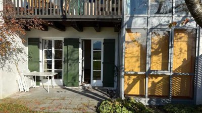 Schöne 2-Zimmer-Terrassenwohnung mit Wintergarten in Bayerniederhofen