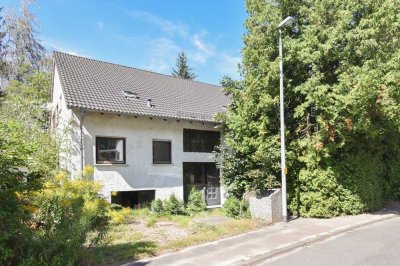 Großzügiges Mehrgenerationenhaus mit 250 m2 Wohnfläche + Ausbaureserve