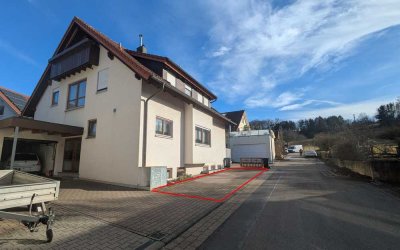 Exklusive 2-Raum-Maisonette-Wohnung mit 2 Balkonen in Weil im Schönbuch