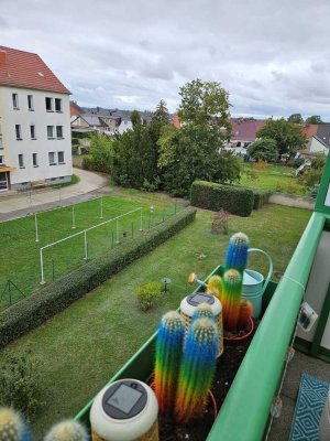 Ob selbst nutzen oder als Anlage, kompakte 2-Raum-Wohnung mit Balkon