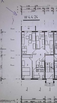 Ansprechende 4-Zimmer-Wohnung mit Balkon in Bad Klosterlausnitz