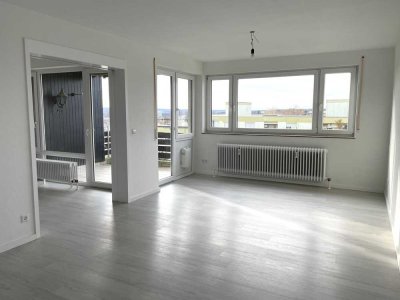 Helle Penthouse Wohnung in Steinenbronn