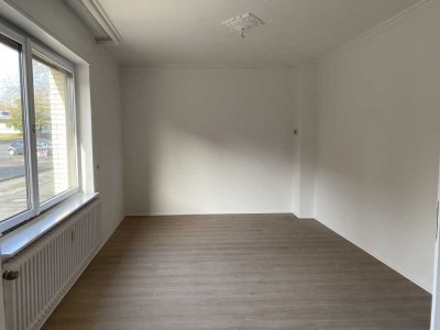 Vollständig renovierte 3 Zimmer Wohnung in Bornheim